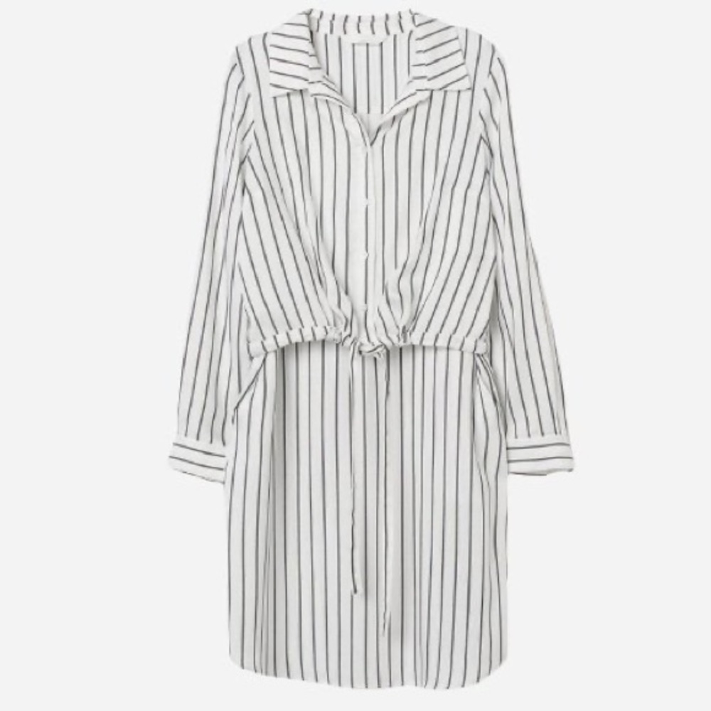 New with Tags Never Worn! H&M MAMA Nursing Dress in Stripes Black & White